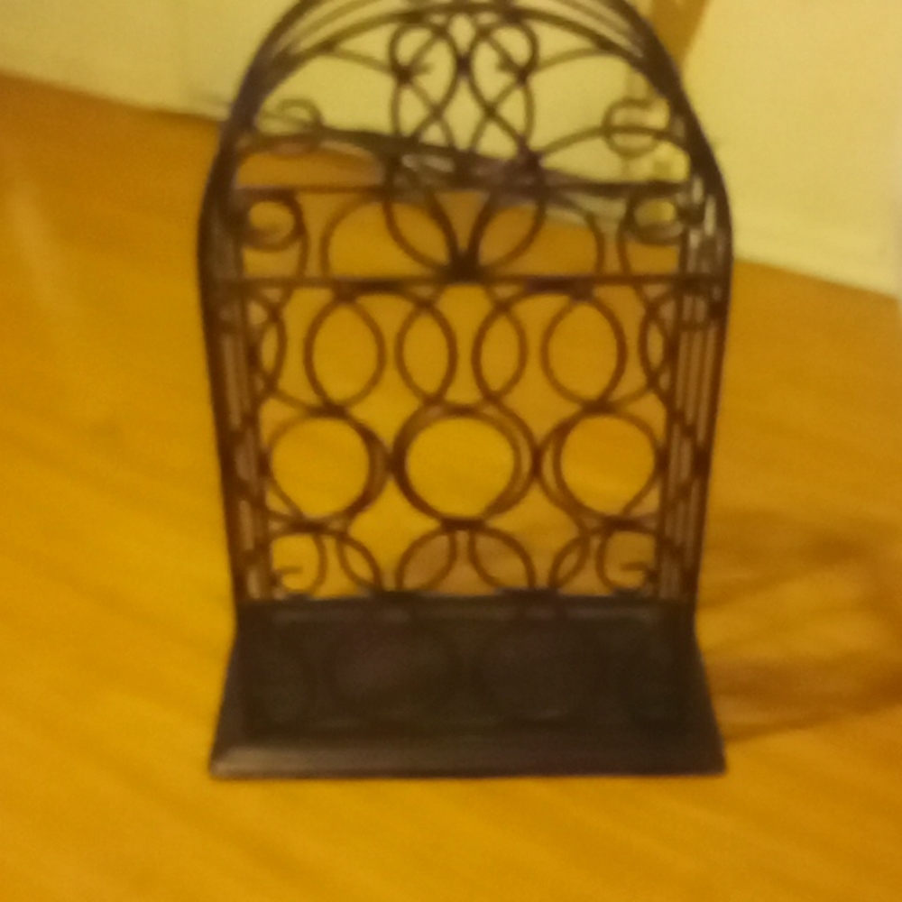 Plant holder